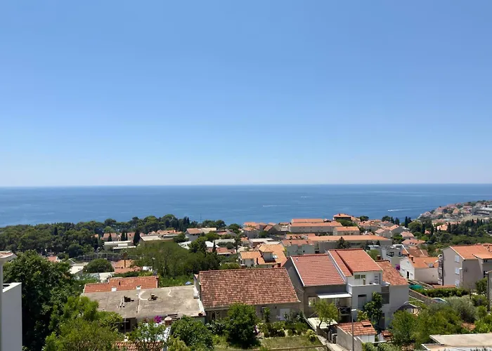 Accommodation Divanovic With Sea View